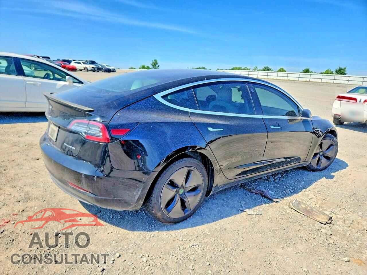 TESLA MODEL 3 2019 - 5YJ3E1EB2KF194856
