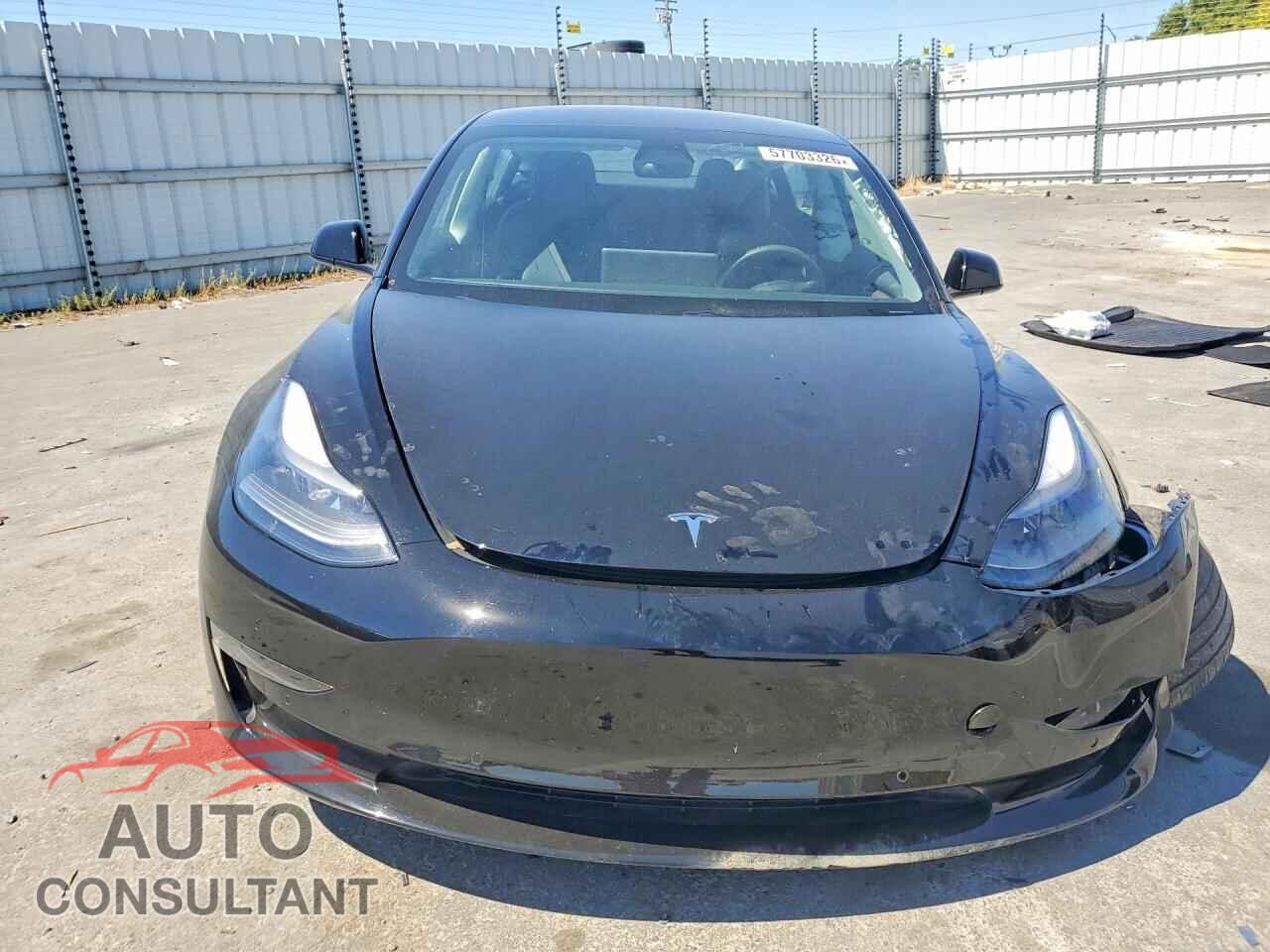 TESLA MODEL 3 2021 - 5YJ3E1EB4MF054570
