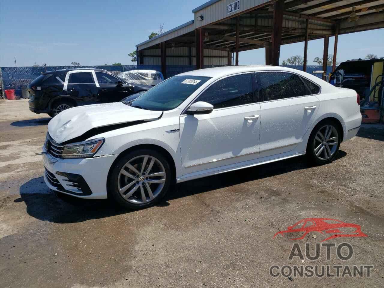 VOLKSWAGEN PASSAT 2017 - 1VWDT7A35HC054010