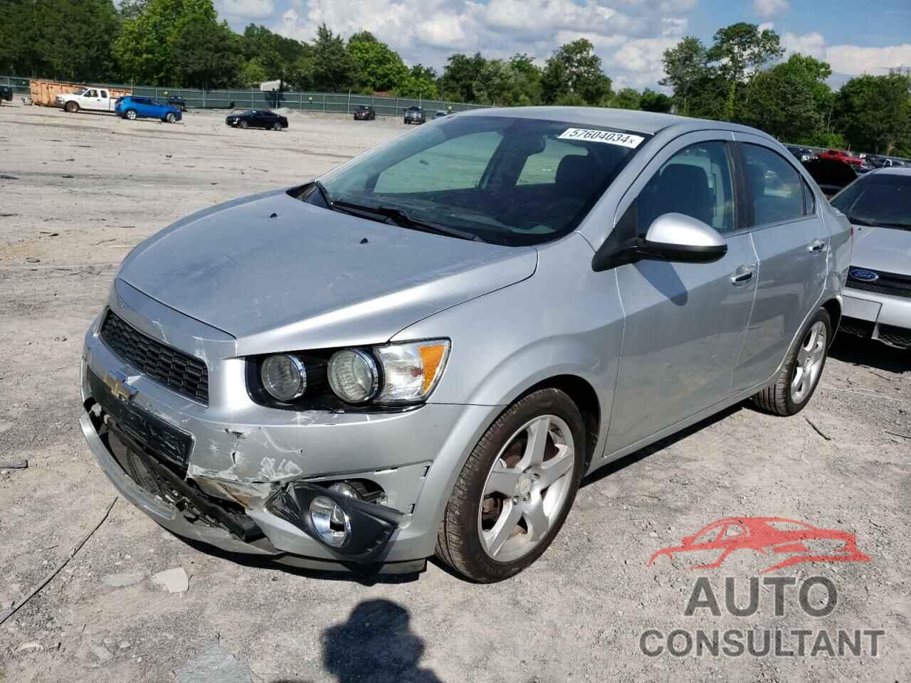 CHEVROLET SONIC 2016 - 1G1JE5SB0G4149313