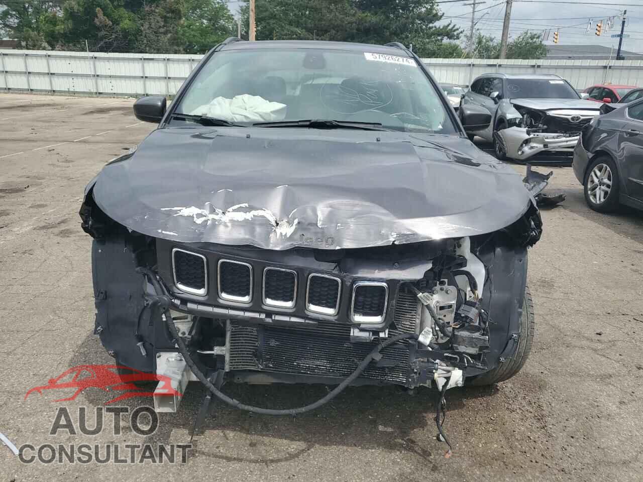 JEEP COMPASS 2020 - 3C4NJDBB8LT116272