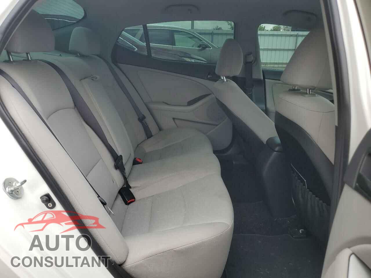 KIA OPTIMA 2015 - KNAGM4A7XF5607232