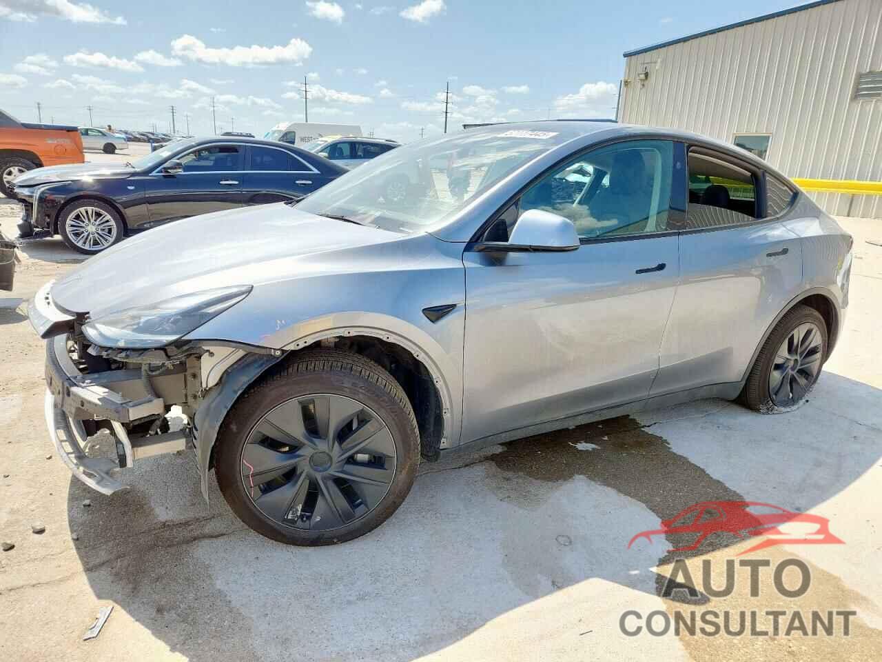 TESLA MODEL Y 2024 - 7SAYGDED2RA326365
