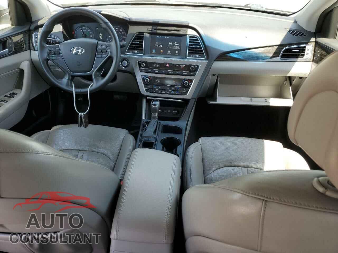 HYUNDAI SONATA 2017 - KMHE34L11HA046060