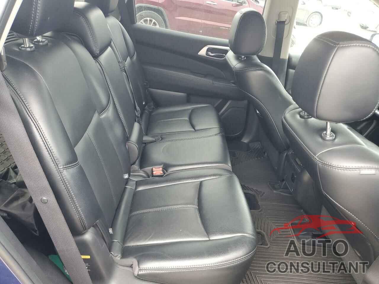 NISSAN PATHFINDER 2017 - 5N1DR2MN3HC676649