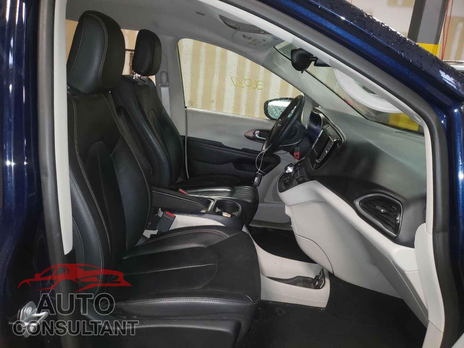 CHRYSLER PACIFICA 2017 - 2C4RC1BG3HR763453