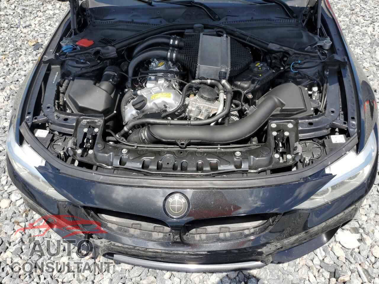 BMW M4 2012 - WBS3R9C51HK709477