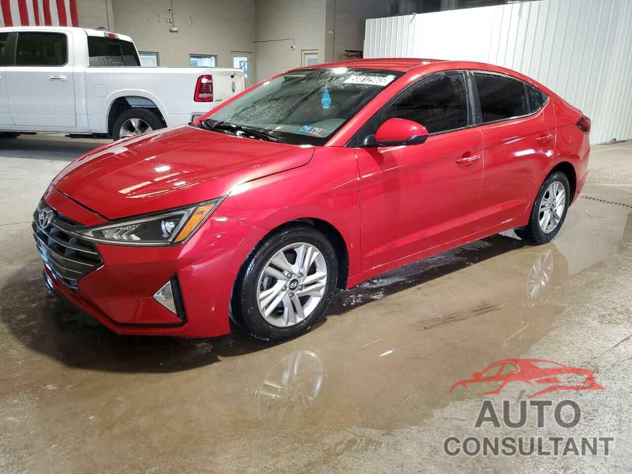 HYUNDAI ELANTRA 2019 - 5NPD84LF2KH458114