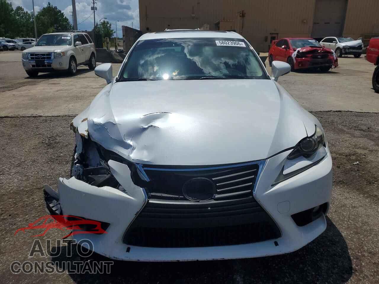 LEXUS IS 2016 - JTHBA1D23G5008323
