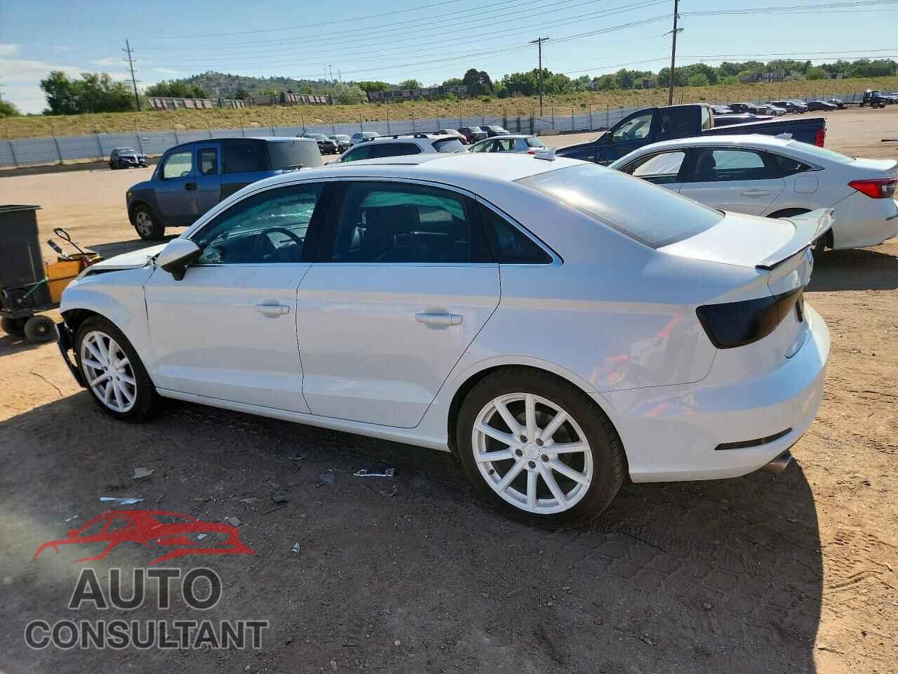 AUDI A3 2015 - WAUEFGFF7F1018357
