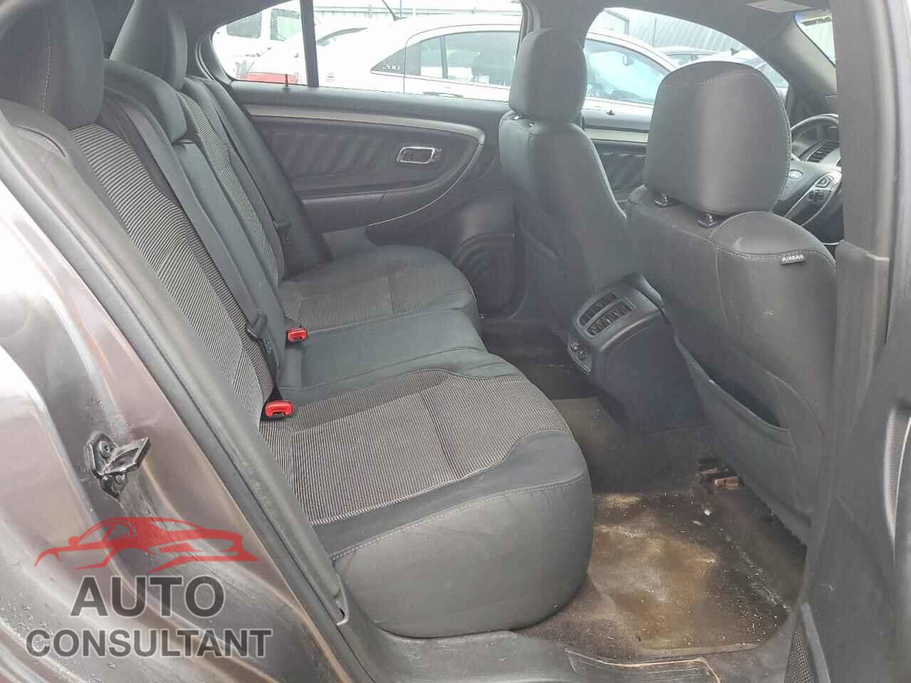 FORD TAURUS 2013 - 1FAHP2E82DG100547