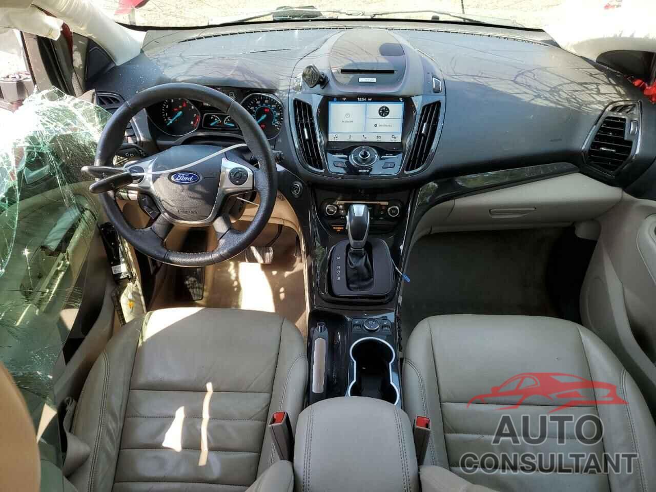 FORD ESCAPE 2016 - 1FMCU9JX0GUC57191