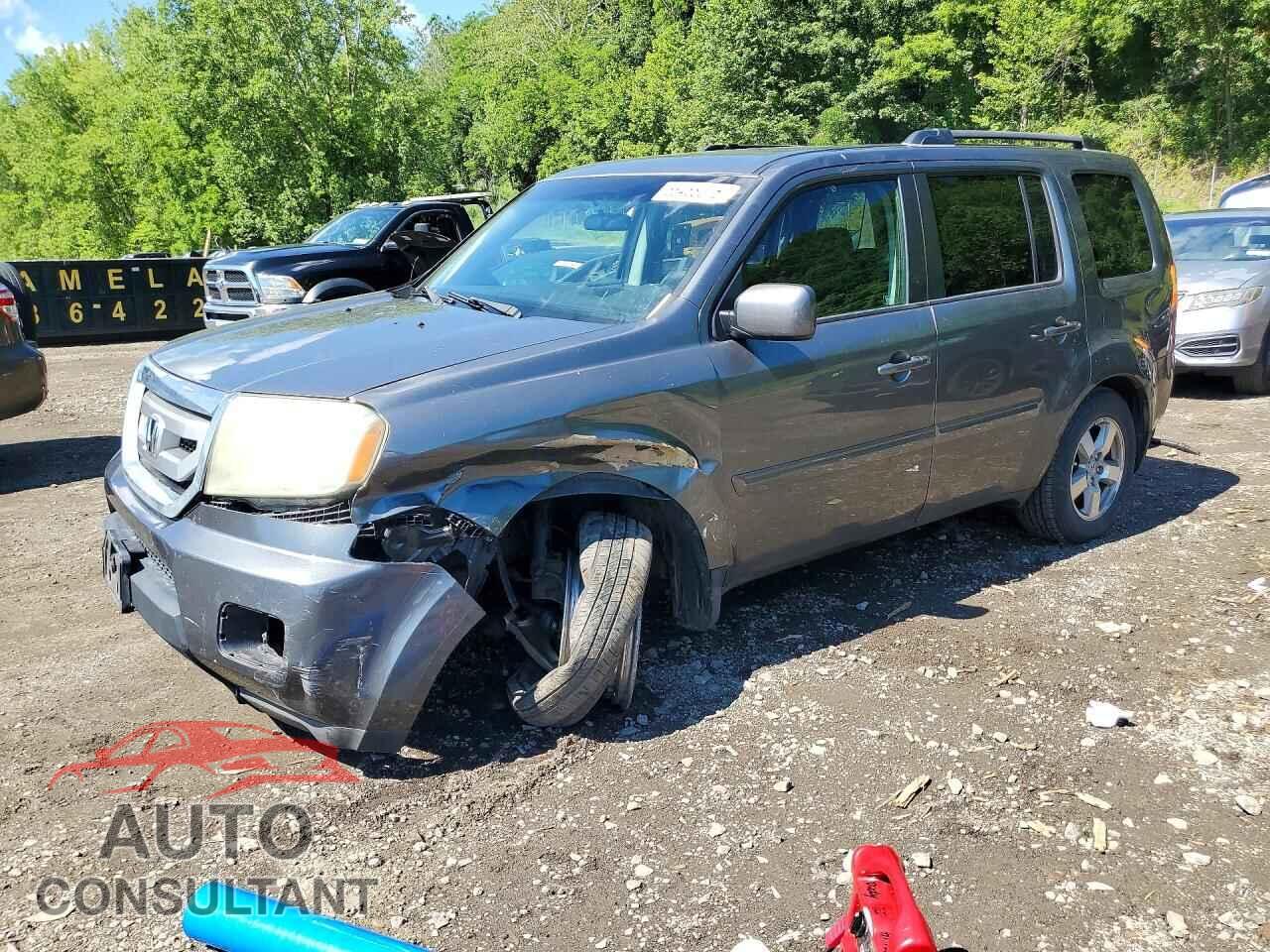 HONDA PILOT 2011 - 5FNYF4H43BB021395