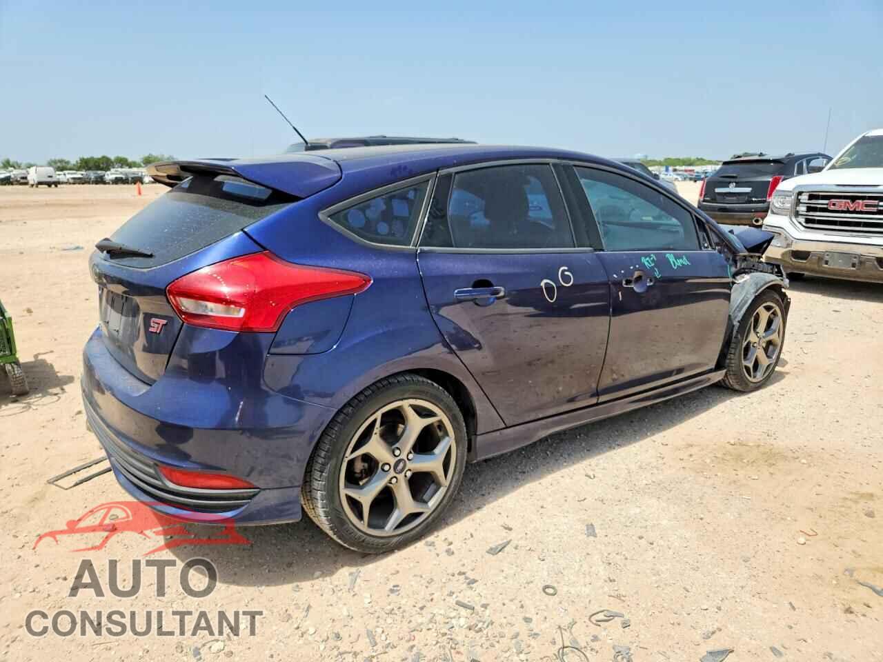 FORD FOCUS 2017 - 1FADP3L90HL347370