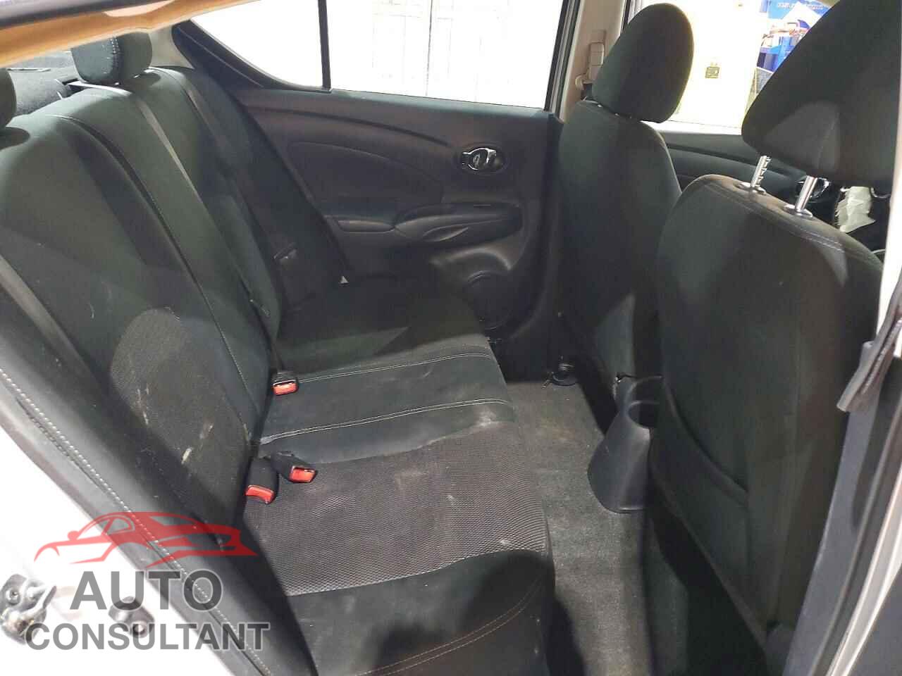 NISSAN VERSA 2019 - 3N1CN7AP3KL831942