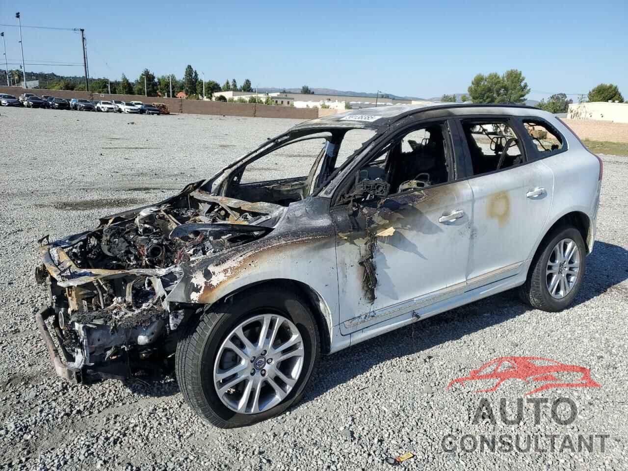 VOLVO XC60 2015 - YV4612RJ8F2695174
