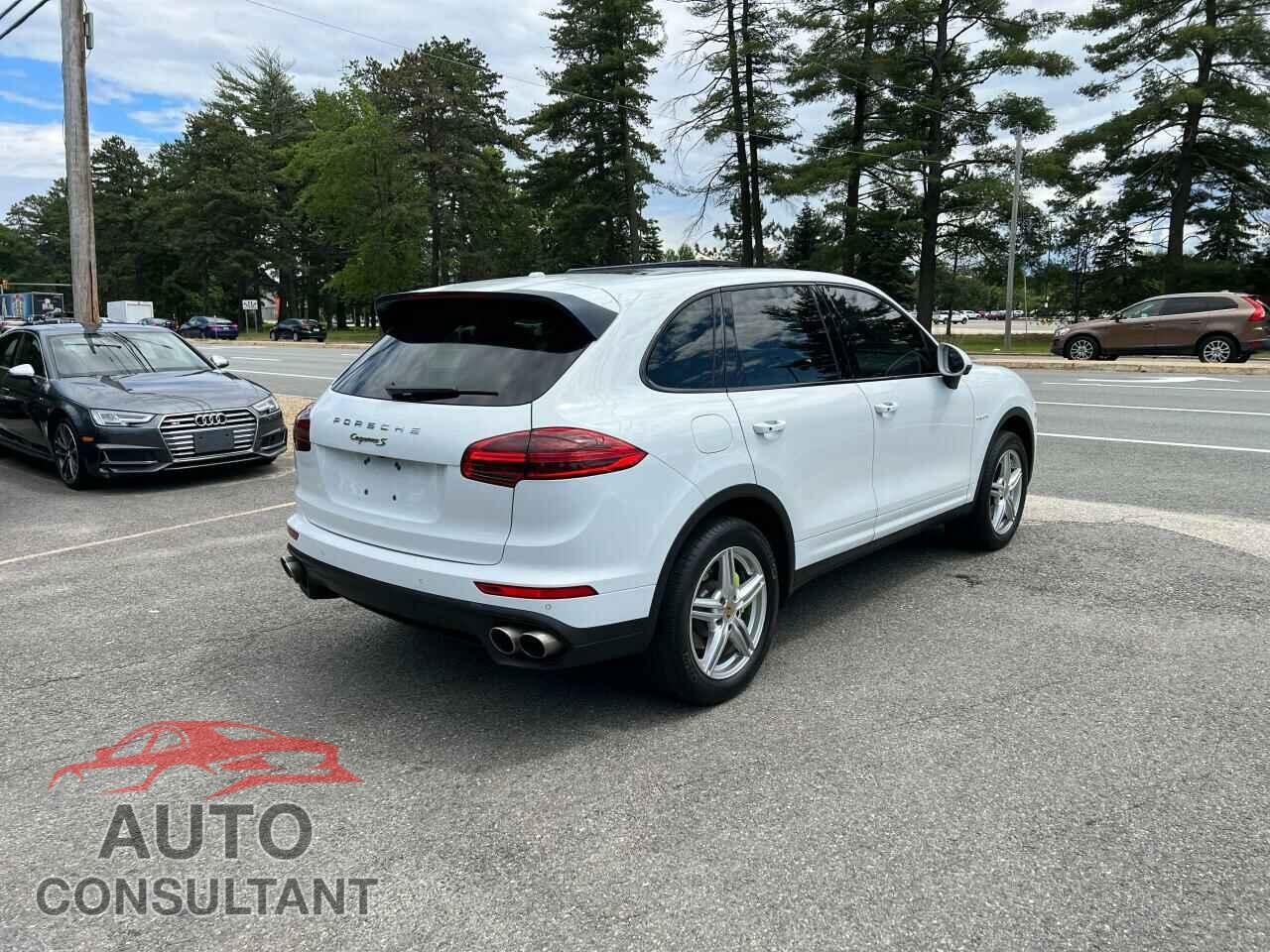 PORSCHE CAYENNE 2016 - WP1AE2A29GLA62277