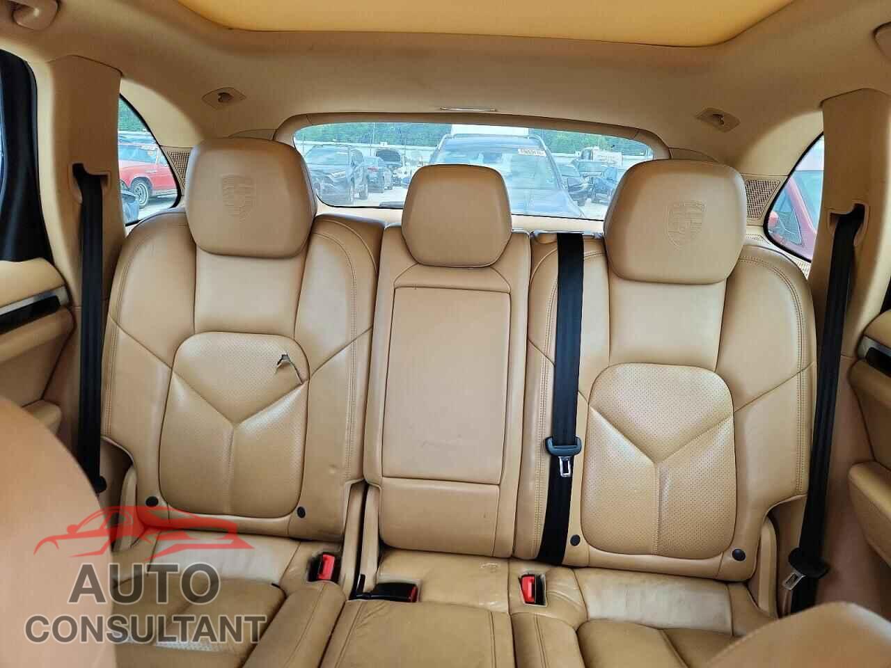 PORSCHE CAYENNE 2017 - WP1AA2A21HKA85751
