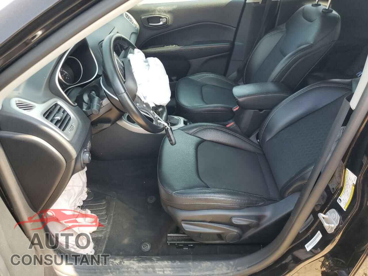 JEEP COMPASS 2019 - 3C4NJDBB0KT648162