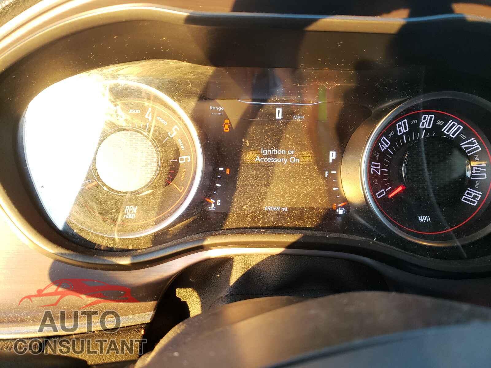 DODGE CHALLENGER 2018 - 2C3CDZAG4JH294750