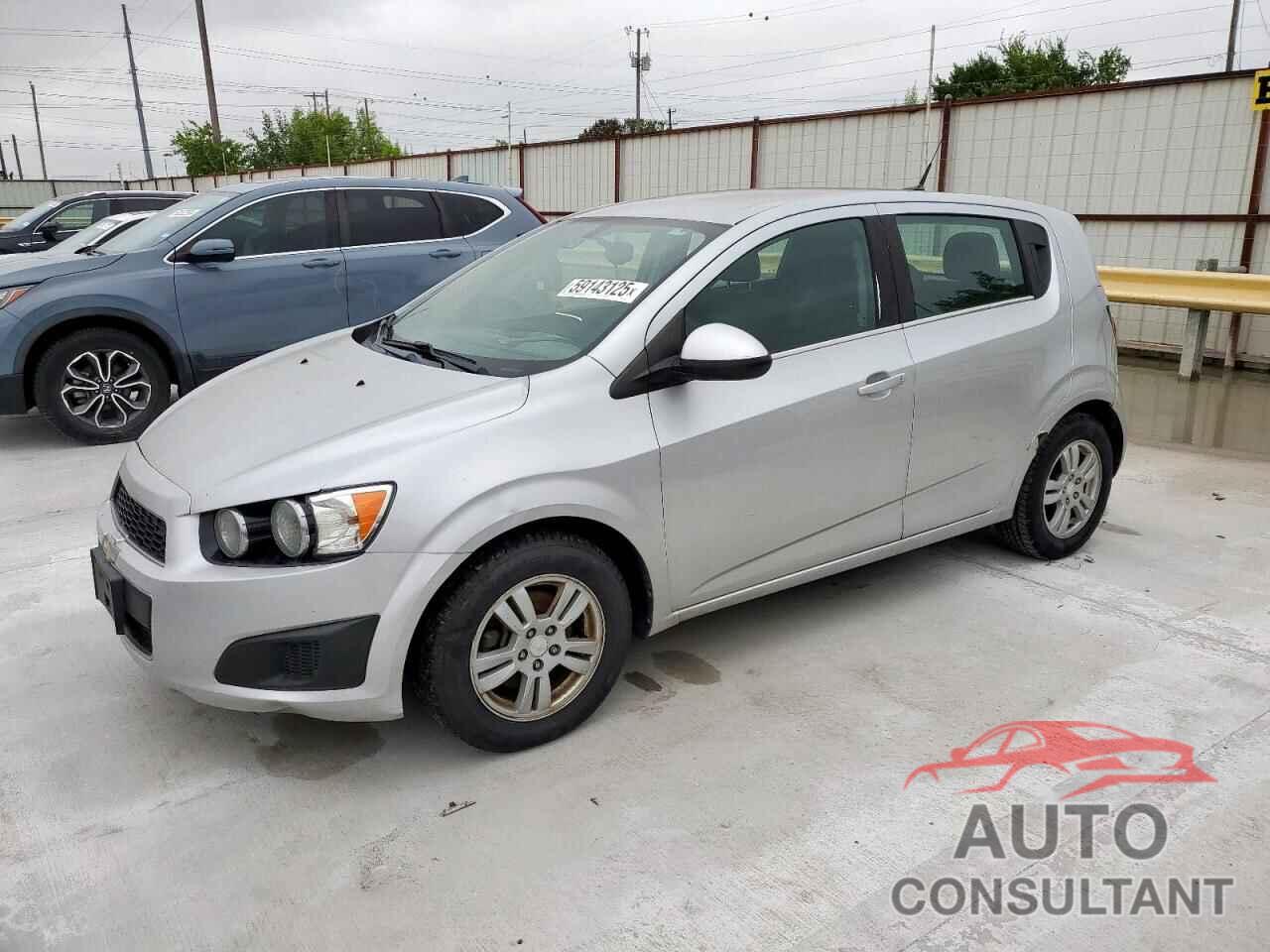 CHEVROLET SONIC 2014 - 1G1JC6SB0E4211446