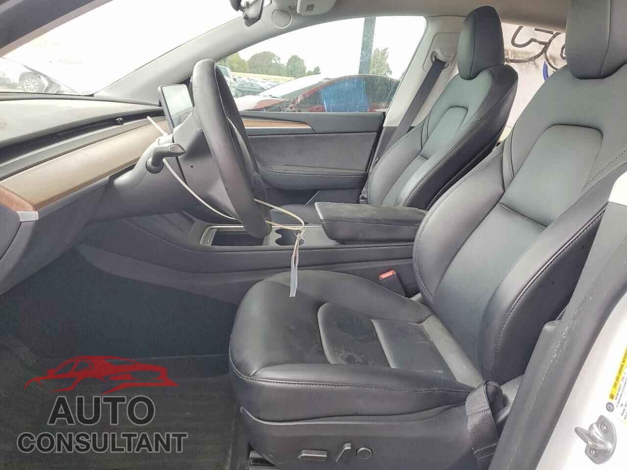 TESLA MODEL Y 2023 - 7SAYGDEEXPF742575