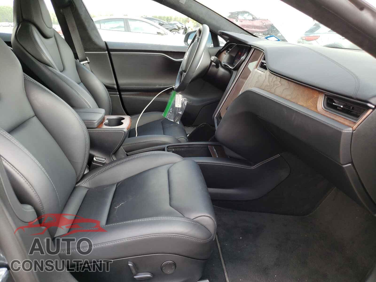 TESLA MODEL S 2019 - 5YJSA1E20KF331820