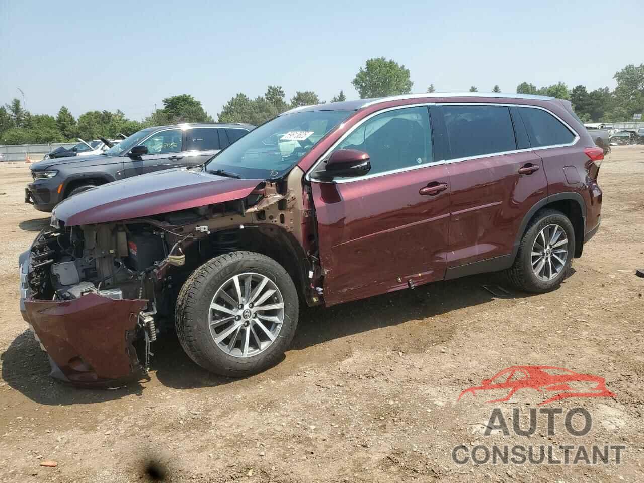 TOYOTA HIGHLANDER 2019 - 5TDJZRFH5KS949295