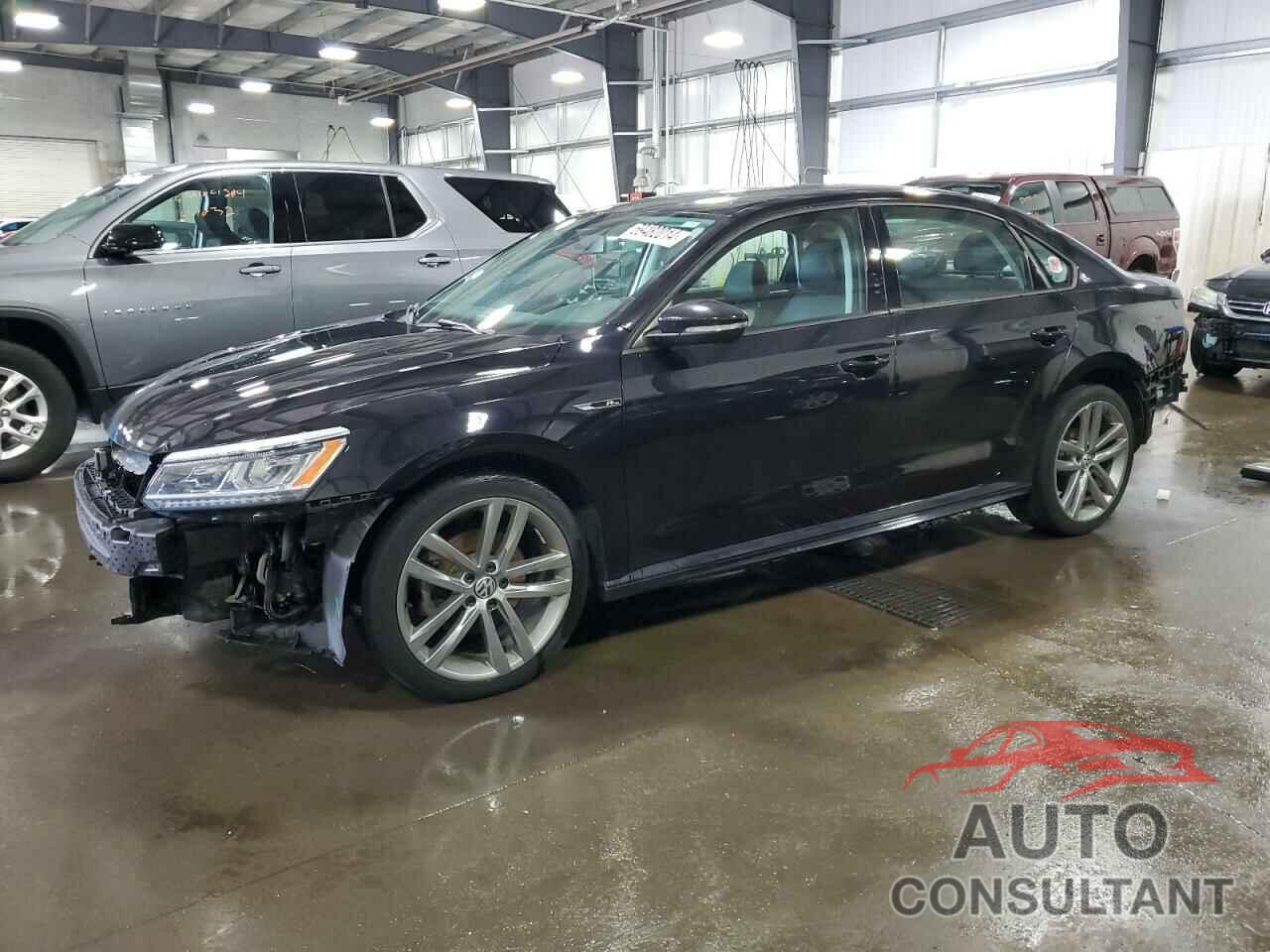 VOLKSWAGEN PASSAT 2018 - 1VWAA7A30JC039879