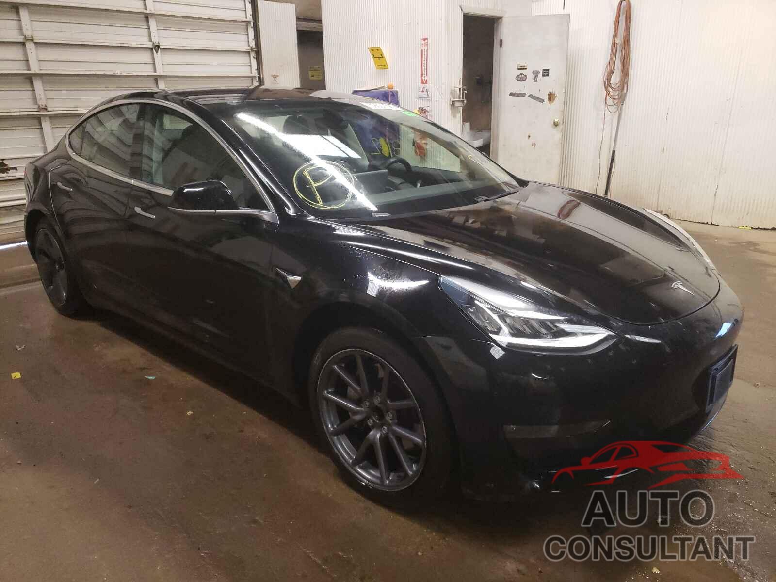 TESLA MODEL 3 2018 - 5YJ3E1EAXJF051983