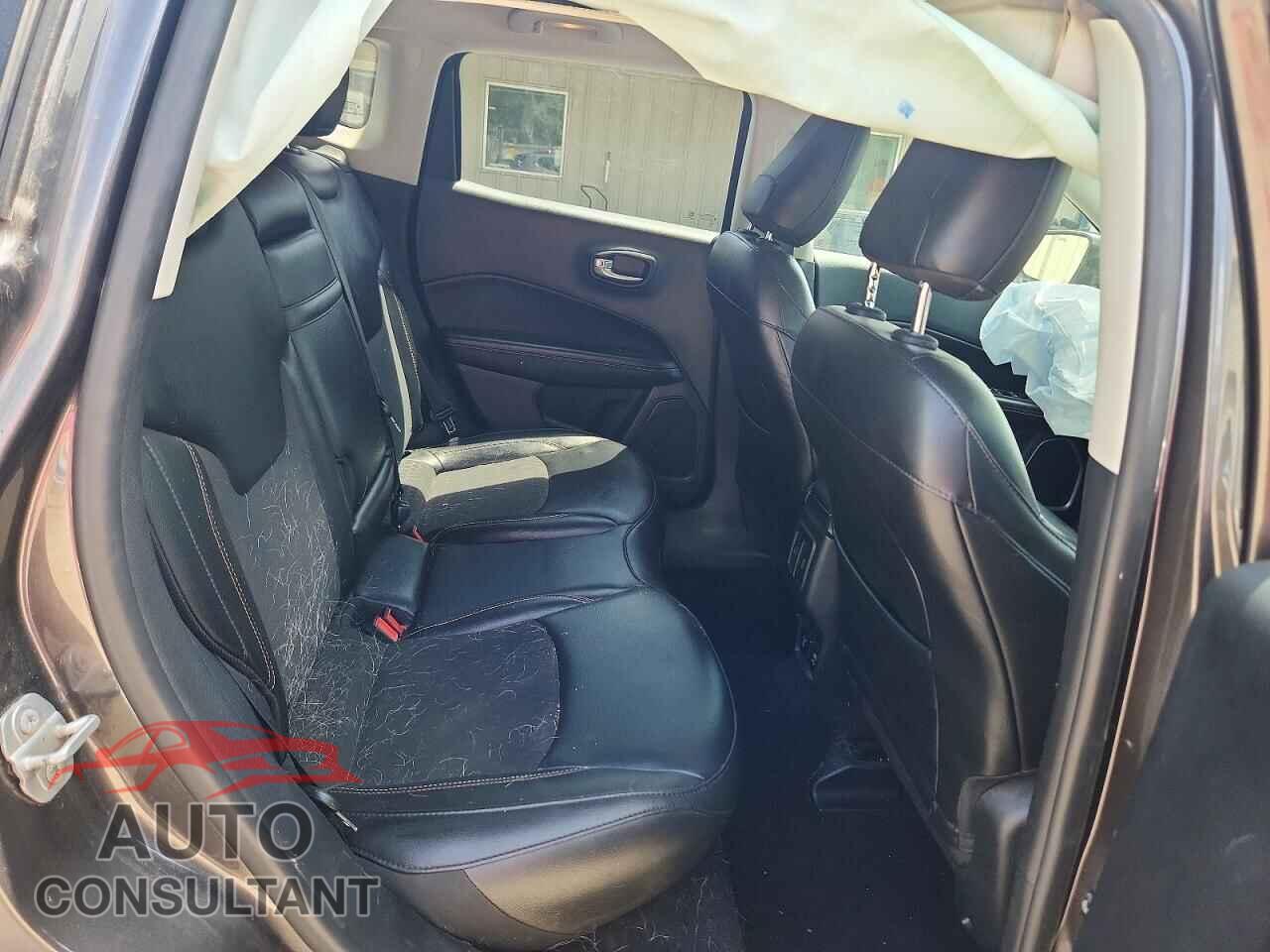 JEEP COMPASS 2019 - 3C4NJDBB7KT646134