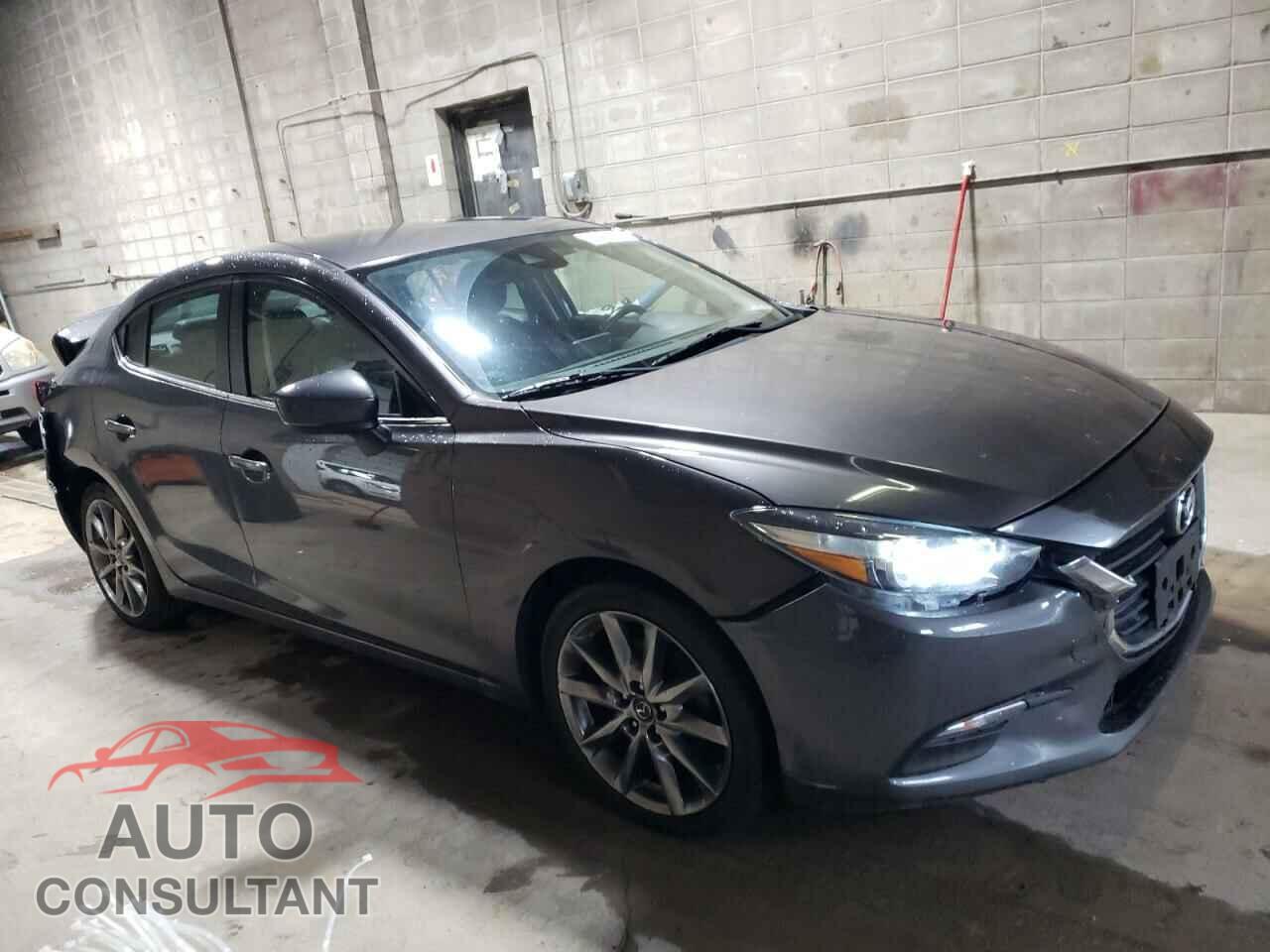 MAZDA 3 2018 - 3MZBN1V35JM185032