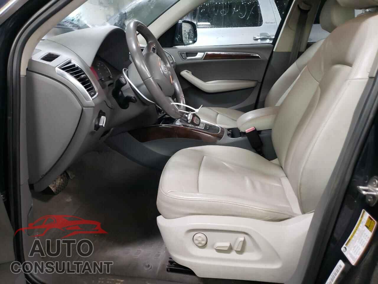 AUDI Q5 2012 - WA1CFAFP2CA052406