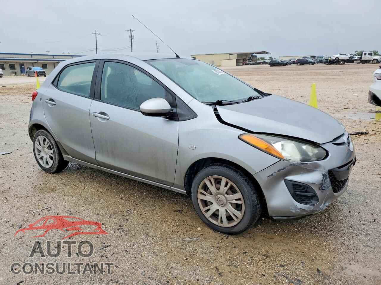 MAZDA 2 2013 - JM1DE1KY6D0161924