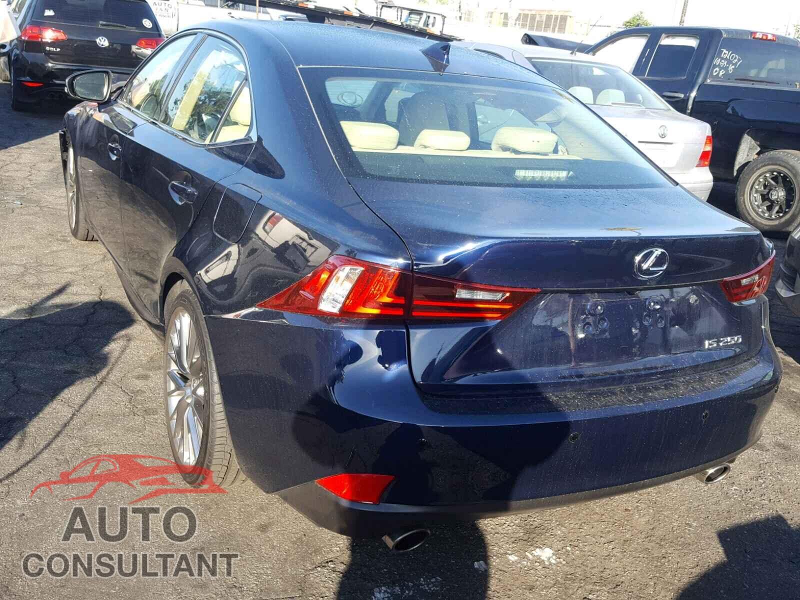 LEXUS IS 250 2015 - JTHBF1D20F5081231