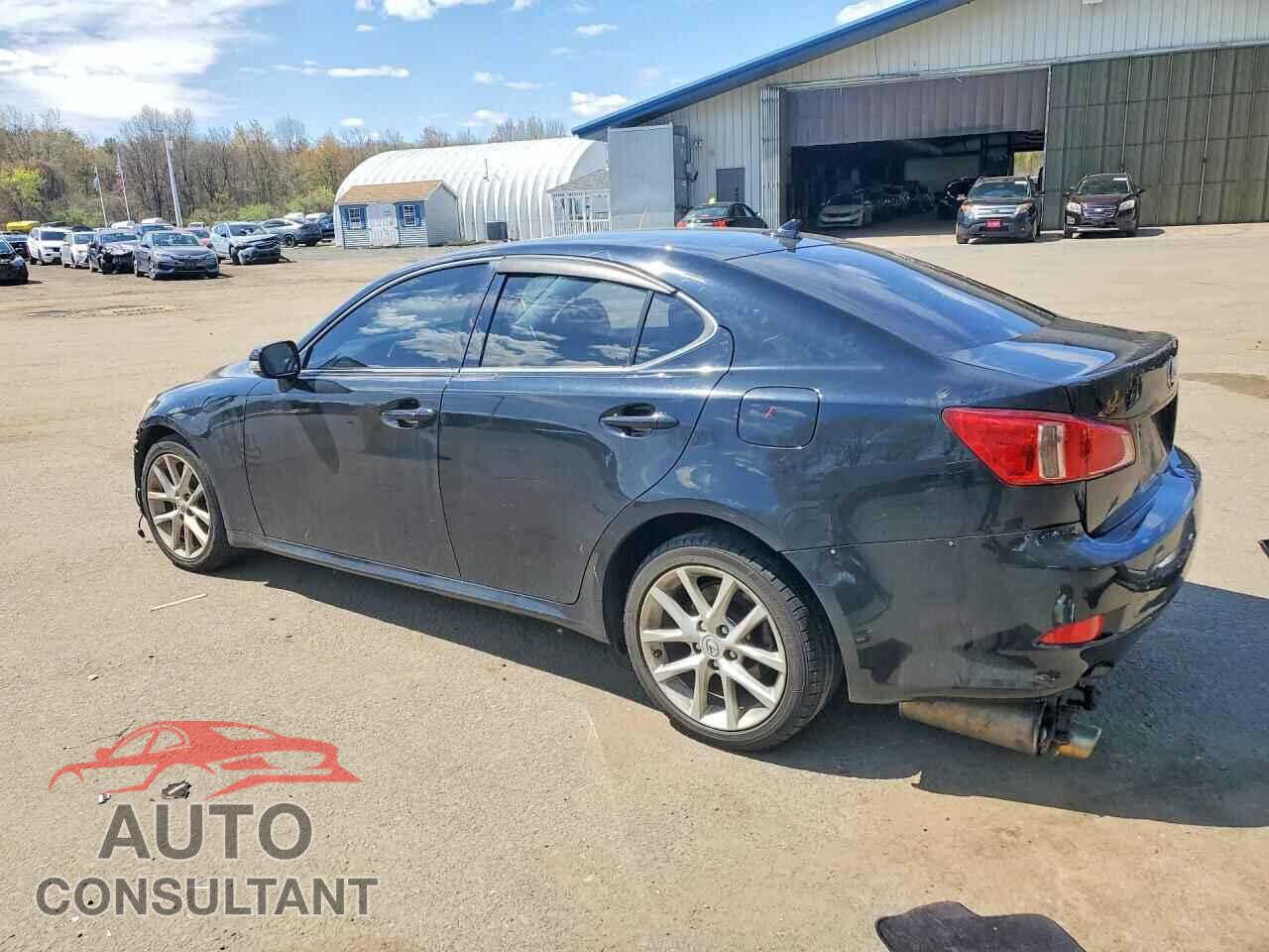 LEXUS IS 2012 - JTHCF5C25C5056883