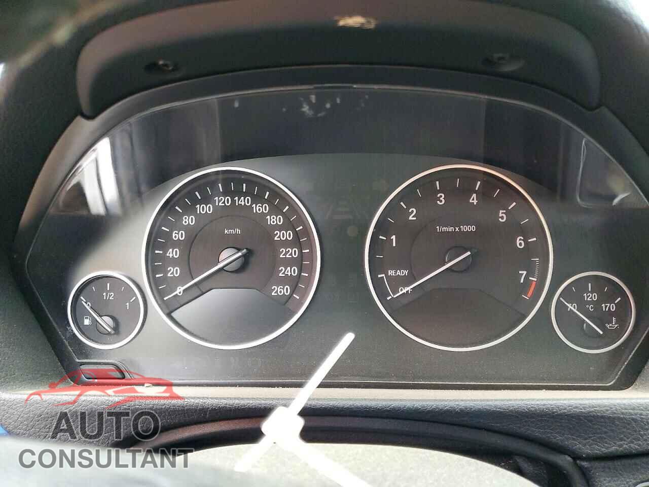 BMW 3 SERIES 2013 - WBA3C3C53DF979011