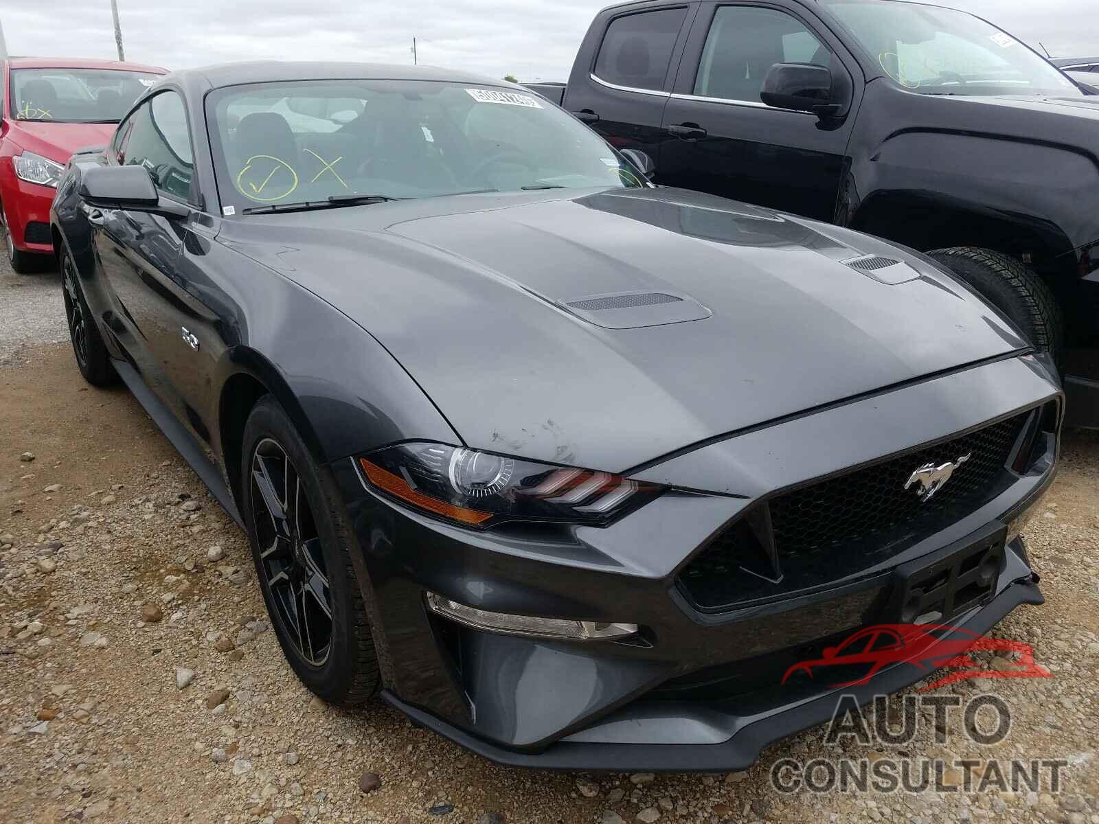 FORD MUSTANG 2020 - 1FA6P8CF2L5135997