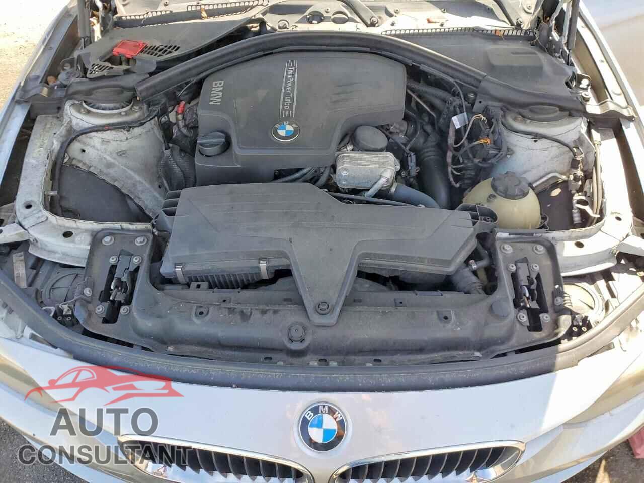 BMW 3 SERIES 2013 - WBA3A5C52DF356044