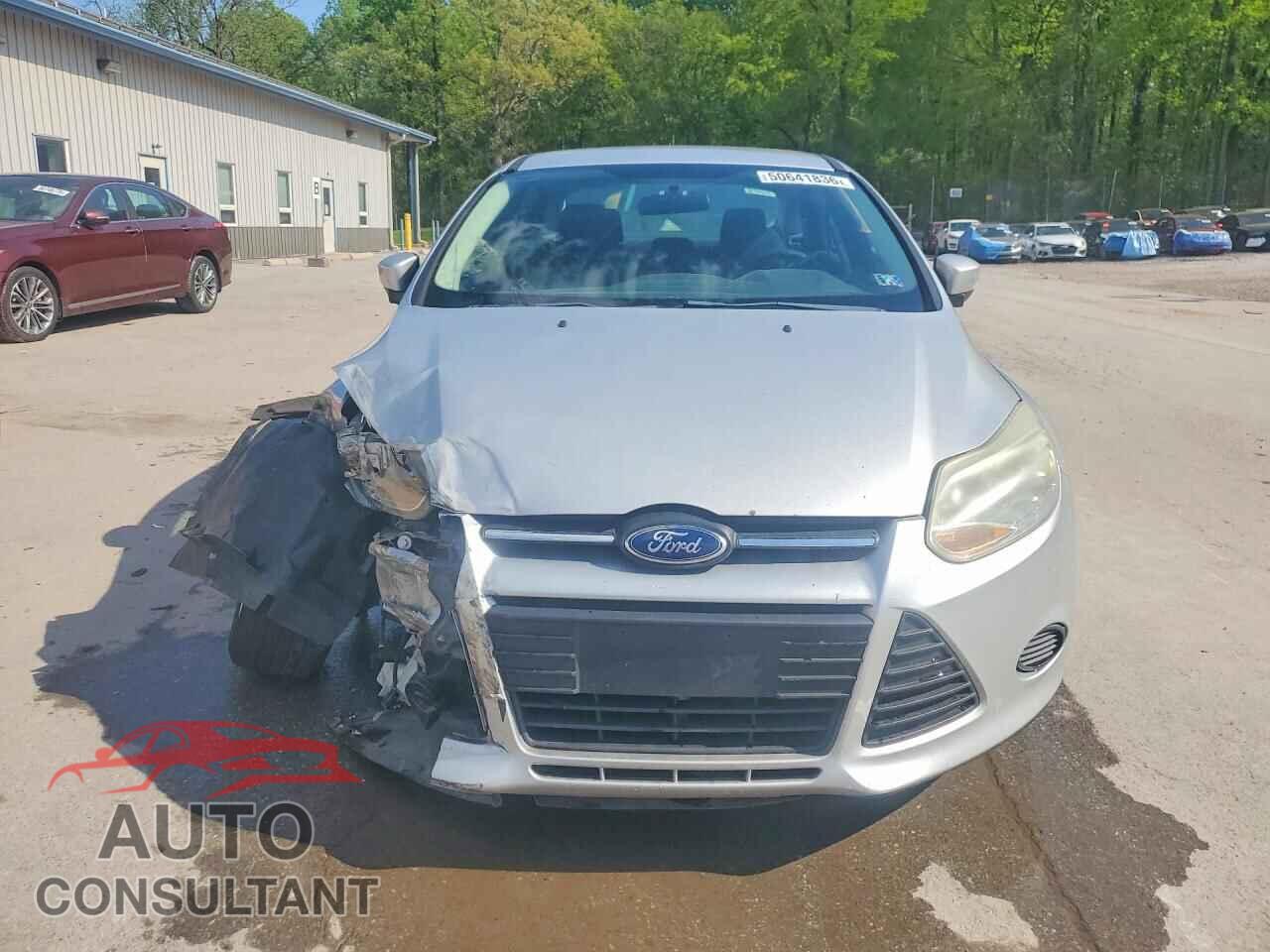 FORD FOCUS 2014 - 1FADP3F20EL204638