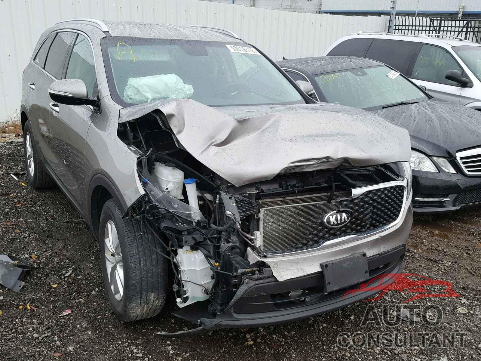 KIA SORENTO LX 2017 - 5XYPG4A30HG275223
