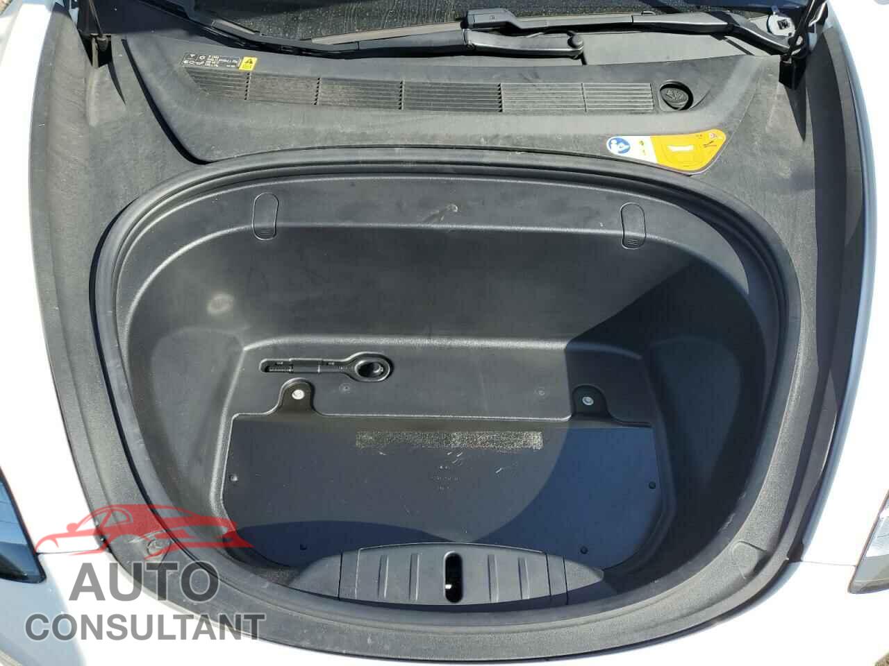 TESLA MODEL 3 2018 - 5YJ3E1EA3JF011213