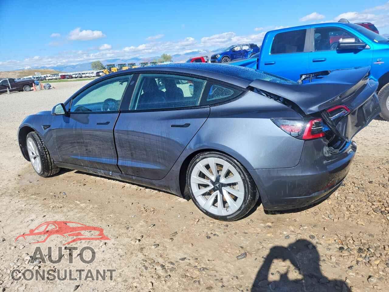 TESLA MODEL 3 2023 - 5YJ3E1EAXPF454953
