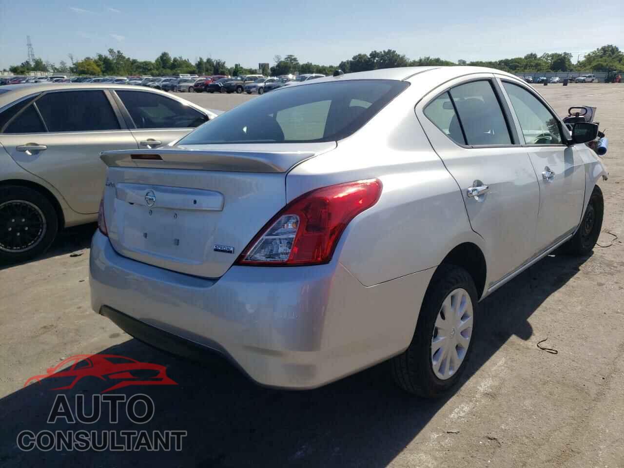 NISSAN VERSA 2019 - 3N1CN7AP3KL843881
