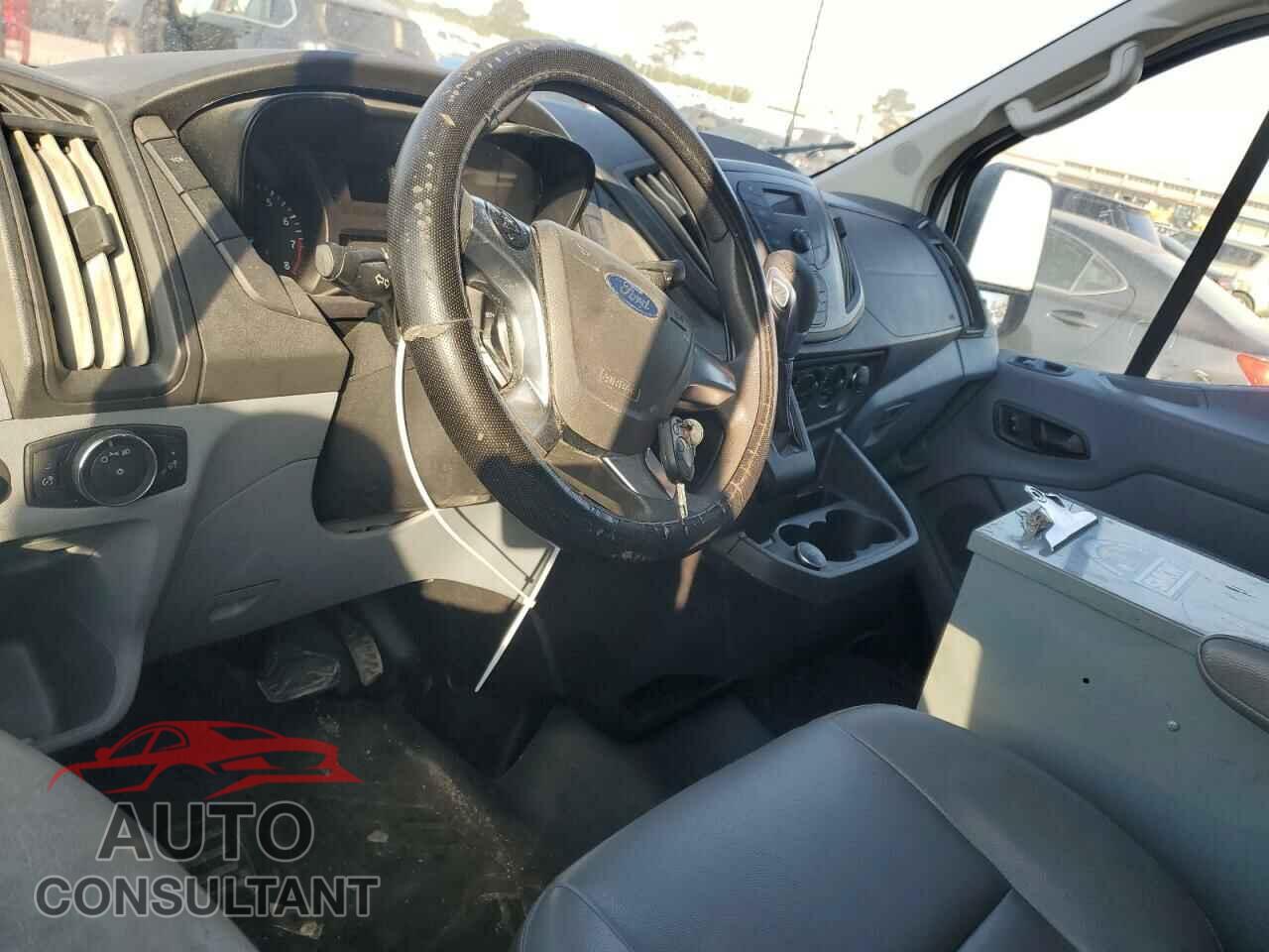 FORD TRANSIT 2019 - 1FTYE2YM1KKB15026