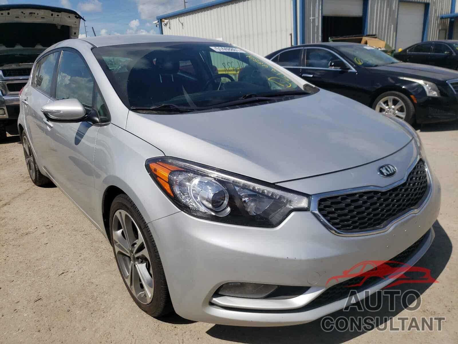 KIA FORTE 2016 - KNAFX5A89G5627619