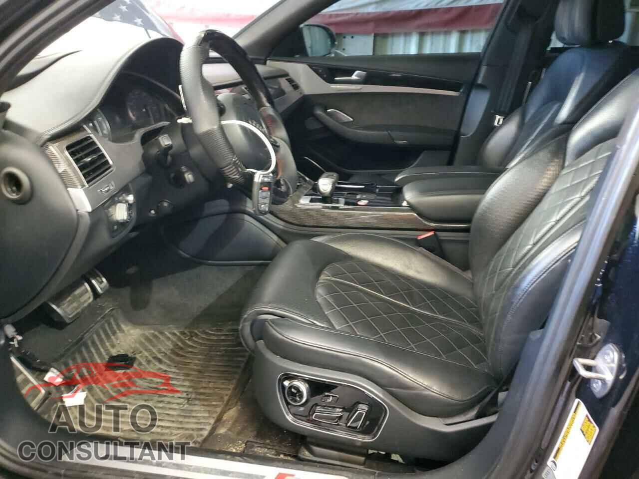 AUDI S8 2016 - WAUJSAFD7GN004586