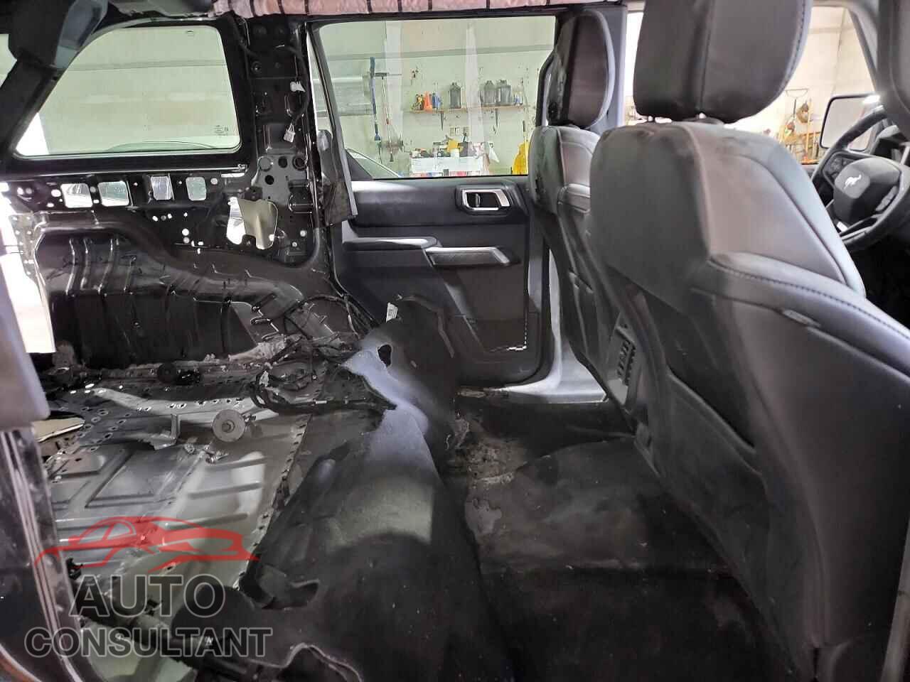FORD BRONCO 2025 - 1FMEE8BP4SLA91948