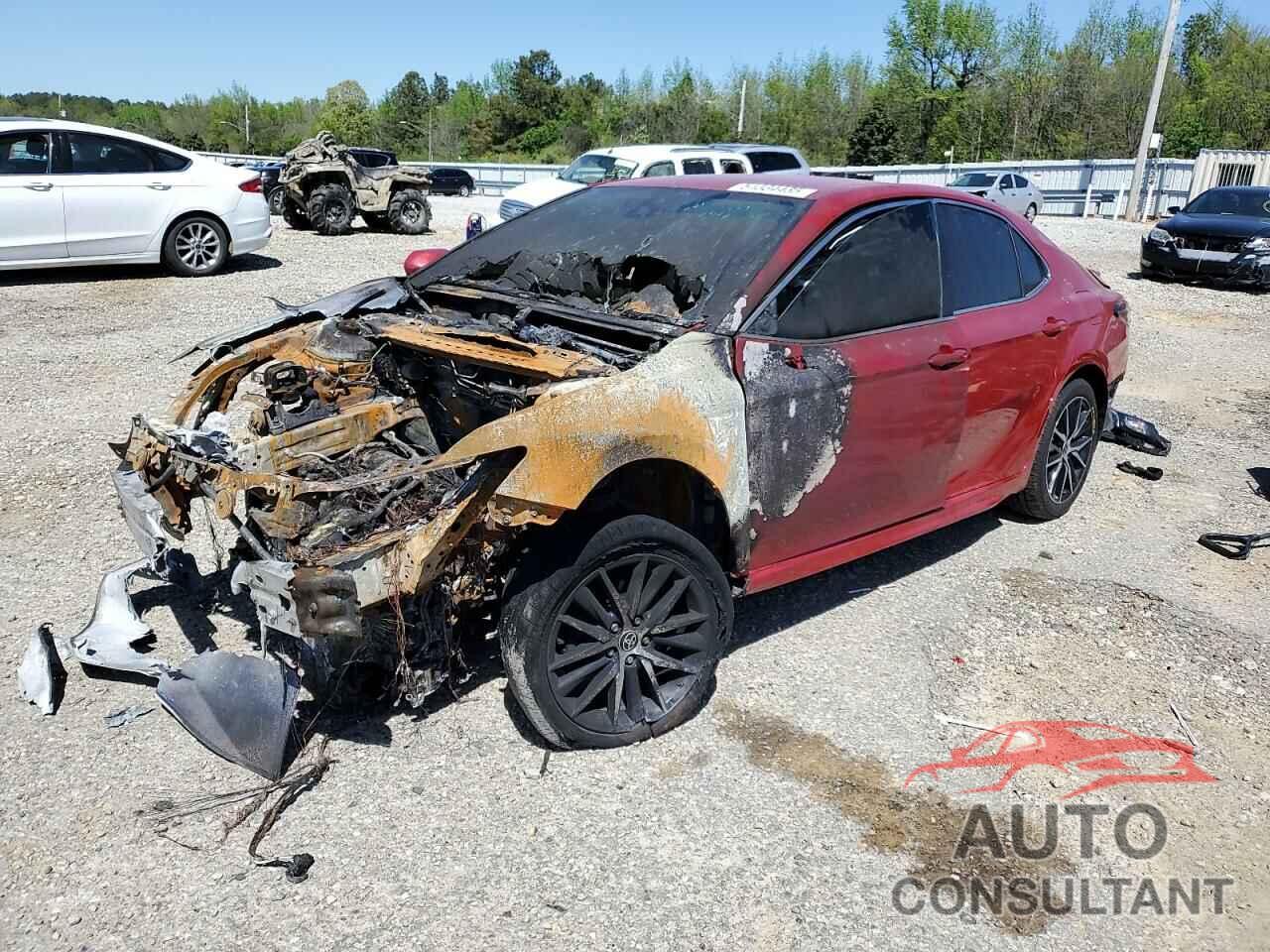 TOYOTA CAMRY 2021 - 4T1G11AKXMU416276