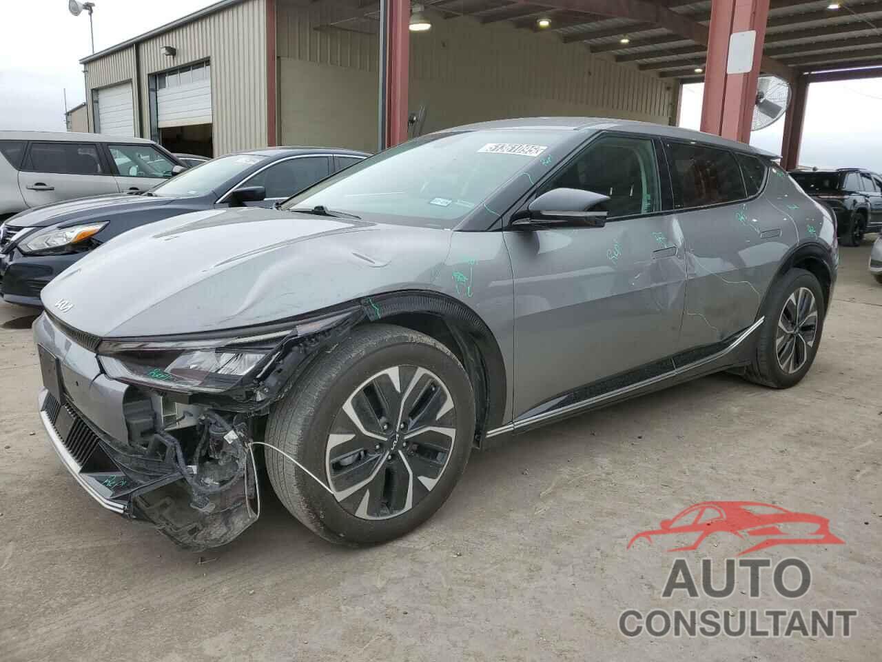 KIA EV6 LIGHT 2023 - KNDC34LA2P5612732